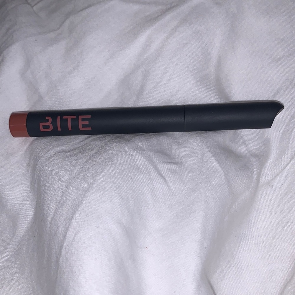 BITE BEAUTY POWER MOVE LIPSTICK